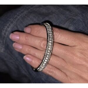 Lia Sophia GLITTTERATI hinge Bracelet. Silver Tone
